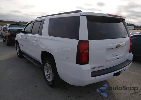 2016 Chevrolet Suburban Ls z USA, uszkodzony, nr VIN 1GNSCGKC9GR464661